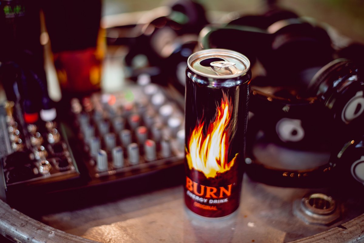 BURN 🔥 + MÚSICA 🎶 = La combi completa #BurnEnergy #YourPartyYourRules