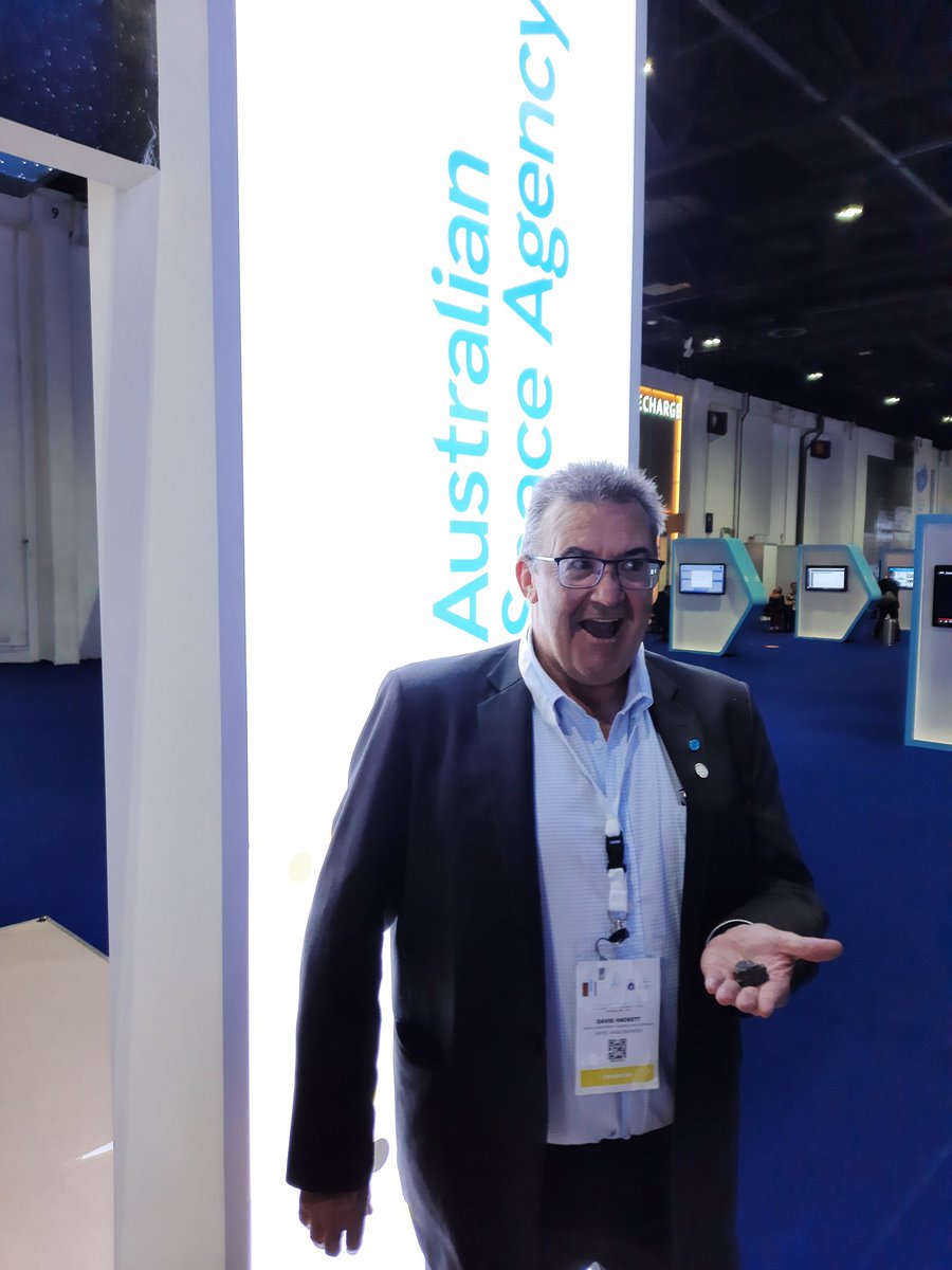 ExpandSpace's tweet photo. Wishing our best to #Australia in their bid for #IAC2024! They were delighted to hold the Moon sample and we look forward to visiting them down under!
#IAC2021 #Dubai https://t.co/smW58FmQSO