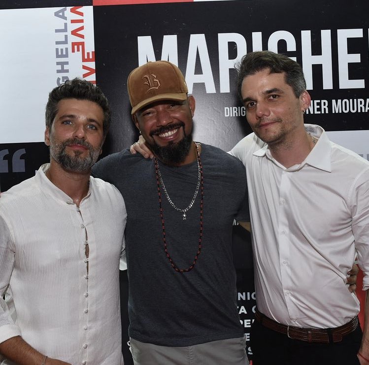 updateswagner's tweet photo. 📸 | Fotos de ontem na pré-estreia de Marighella em Salvador, no Teatro Castro Alves. https://t.co/5W1mDm0zaT