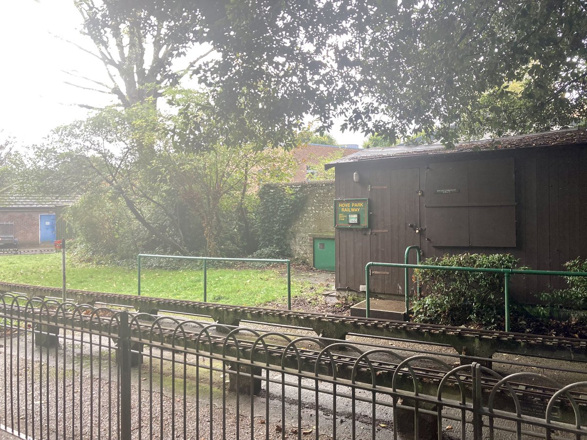 SarahJP26's tweet photo. Half term run @TeachersRunClub 
Miles 28-32 completed ✅🏃🏻‍♀️
Soundtrack: Albion Roar 16th October
Photo en route: Hove Park miniature railway
#amextowembleychallenge #albioninthecommunity https://t.co/ebunf5gF2h