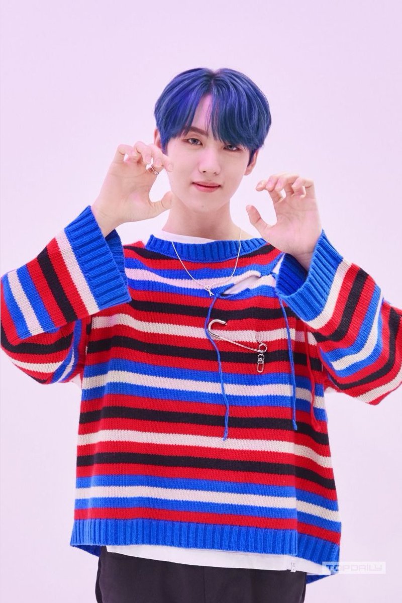 lroumeng's tweet photo. Epex Do4Me
Jeff
Baekseung
Ayden
Yewang https://t.co/hezTJpIh6X
