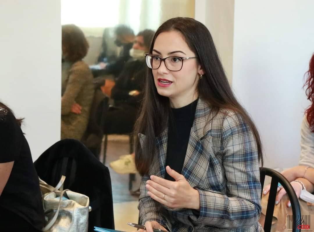 CODalbania's tweet photo. COD newest project started today presenting "Diplomacy and culture".
Today we had as our guest the Ambassador of Greece in Albania, Mrs. Sophia Philipiddou, who spoke about the Greek writer of children's books, Evgenios Trivizas. https://t.co/IjiFvJeq08
