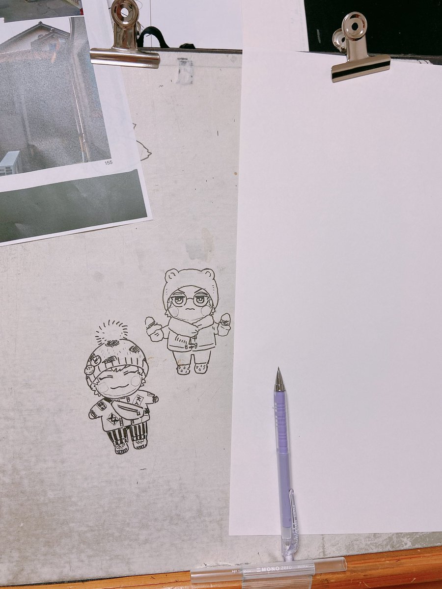 息抜きに作業画板にらくがきしてる 