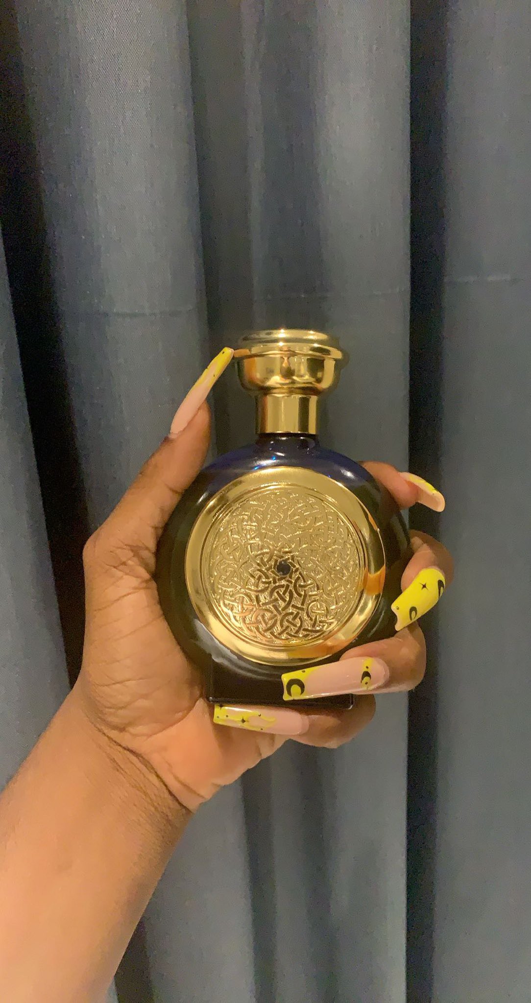 EVERDIVASCENTS best perfume plug on X