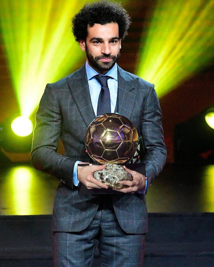 RNLFC's tweet photo. لايك لو كنت تعتقد أن محمد صلاح يستحق الكرة الذهبية! https://t.co/SagOpqLZ6E