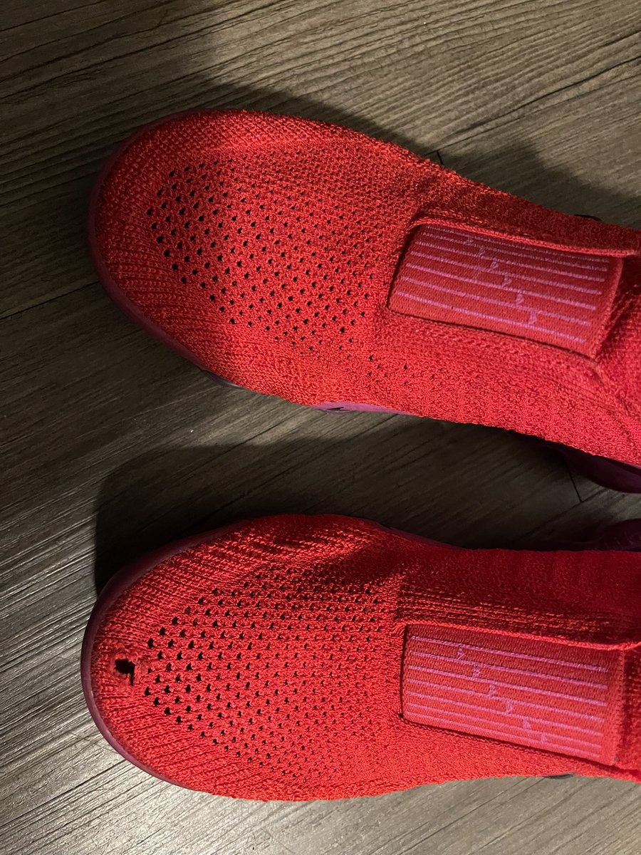 nvusent's tweet photo. @Nike I am a sneaker head as well as my wife I brought her a pair of vapormax and after only wearing them a couple of times they started getting holes in them I expect a higher quality from @nike I own 100s of pairs on Nike shoes. #cheated #poorquality @nike #switchingbrands https://t.co/lnr0fcsbgs