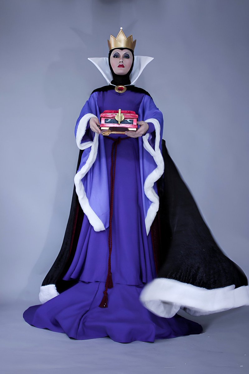 限定品★白雪姫 Snow White 女王 魔女 Evil Queen プレート 限定500体 激レア☆白雪姫 Snow White 七人の小人 女王 魔女
