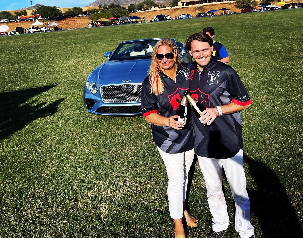 melissaganzi's tweet photo. Thank you #Scottsdale @ThePoloParty @jasonrosepr @bentleyscotts #molina 🤍🐎🤍🐎 10 year #anniversary https://t.co/Jrr26y2VLB