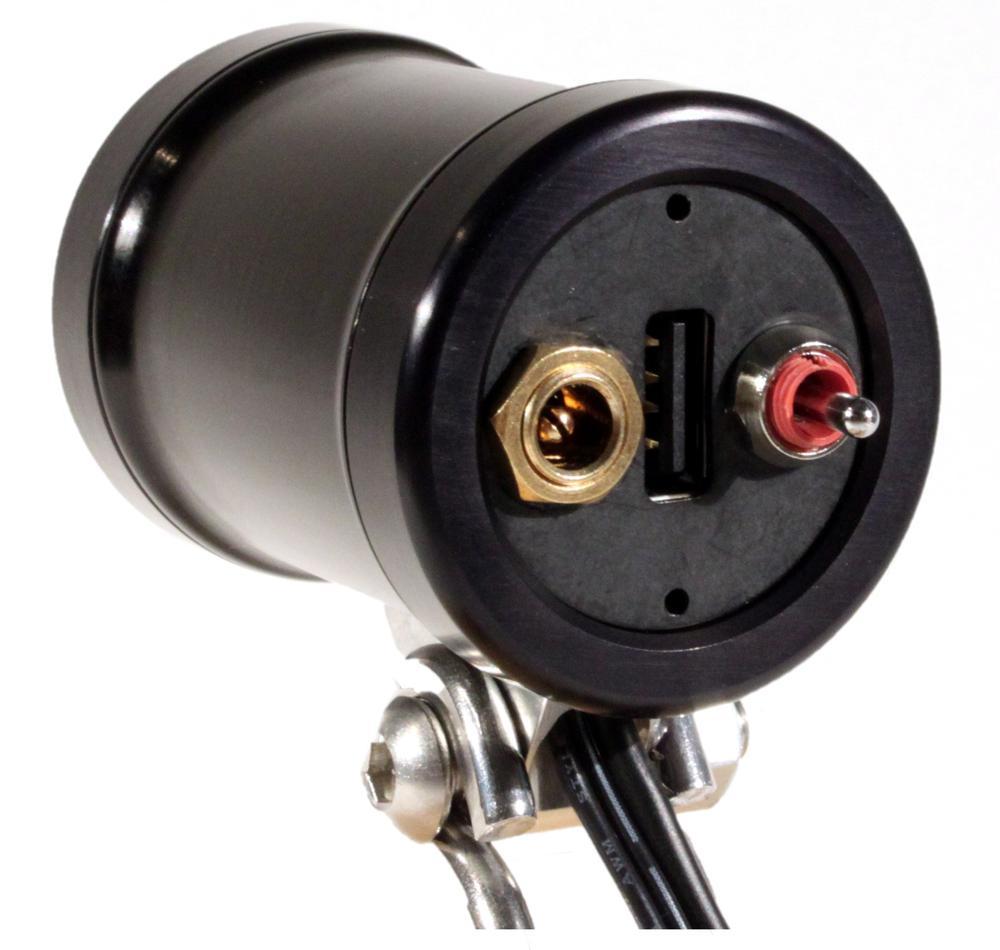 We're starting to run a little low on our Sinewave Beacon headlights. The totally waterproof Beacon will make you wonder why you tried anything else. Will work with dynamo and battery systems, also has a taillight output. Available now in Silver or Black.

wildcat.cc/collections/li…