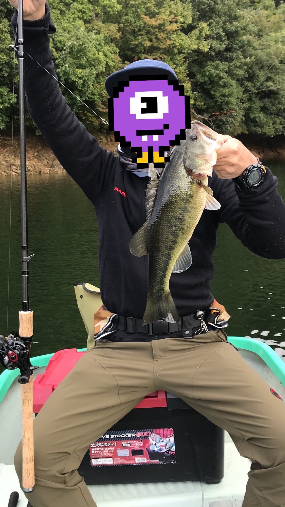 ダンディアングラーズ Tvまさを 津風呂湖で初アラバマフィッシュ 魚探でブレイクの場所 ベイトのレンジを確認しながら巻いてくるとズドン 40 5センチ 動画回しといたら良かった 津風呂湖 バス釣り ブラックバス アラバマリグ トレジャー