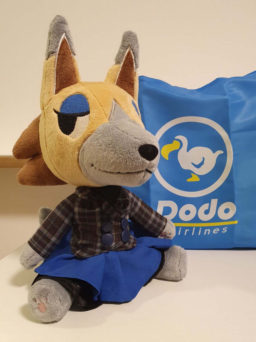 ImOnFNFire's tweet image. I attended Mex Berlin this weekend and had an absolute blast! 
Got this, oh so precious, Vivian plush made by @STRAYCATCRAFTS (do check them out!) and after a good night of sleep she is now ready to take her Dodo Airlines (Railways?) back to Belgium! #AnimalCrossing #ACNH