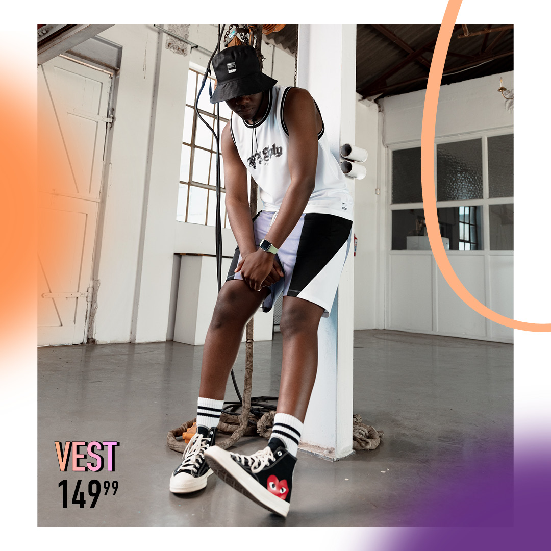 TheFIXza's tweet photo. #TheFIXGuy is the only fit check you need RN! π₯Άπ₯Άπ₯Ά
Shop in-store or online https://t.co/rE7fnr3Qe6
π"Black Printed Reversible Bucket Hat" online, R129.99
π"White Mesh Basketball Vest" online, R149.99
π"Lilac Colour Block Shorts" online, R189.99
πΈ : @tshepomgadule https://t.co/scejZVB1ng
