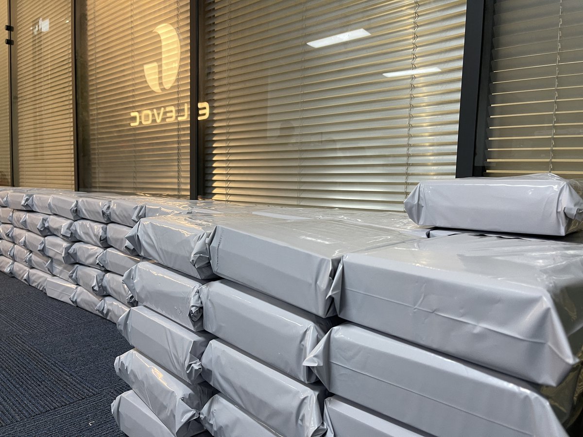 🎉The first batch of Elevoc Clear is getting ready to be delivered and it's pure and total excitement! We'll start to ship out Elevoc Clear earbuds and Elevoc Link headset from Thursday, October 28.  
🎧Early bird deal still available at: bit.ly/3k6co1D