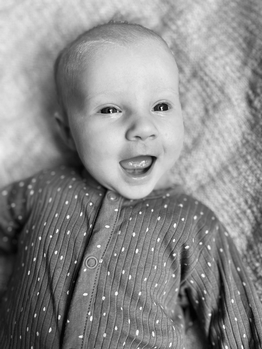 NP_OReilly's tweet photo. This little bundle of joy is now 8 weeks old.

After such a scare in her first few weeks, we intend to celebrate every milestone.

Thank you @SheffChildrens for making this possible for us and thousands of families each year - and being there for others in unimaginable heartbreak https://t.co/JYVRidgFXw