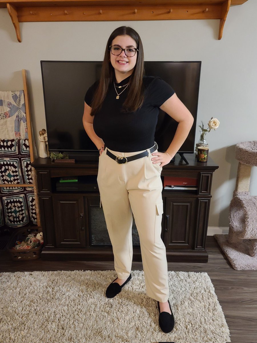 SEZenMaster1's tweet photo. My girl is headed to her first Hosa- Future Health Professionals Leadership Conference this morning! I know she will represent @WCHSWolves in the best way possible. I'm so proud of all she is accomplishing in high school. @hosafhp @WestCler #WCconnects #WCcommunity https://t.co/VuyGPK83ef