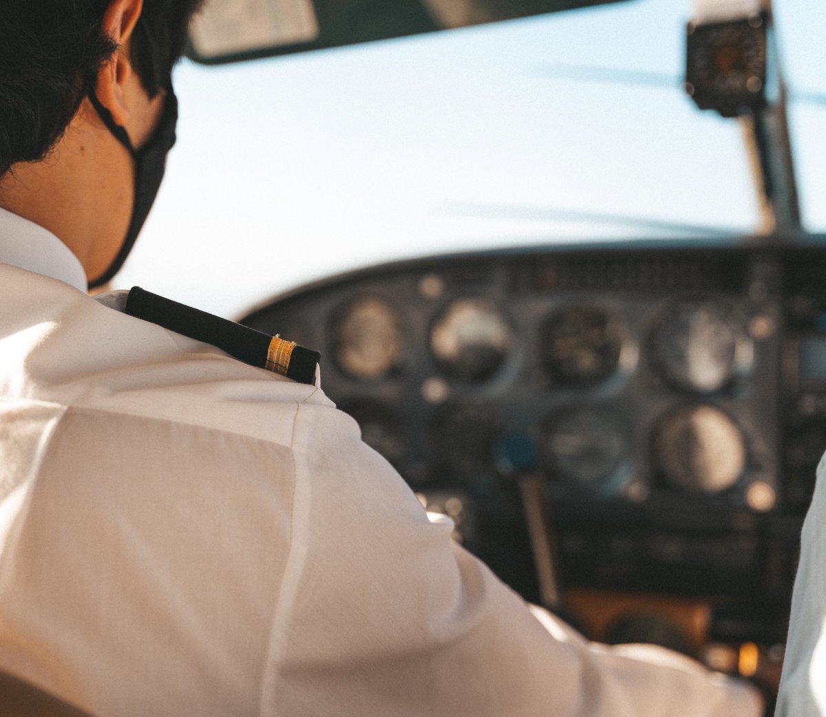 ɠคztค👨🏻‍✈️✈ tweet media