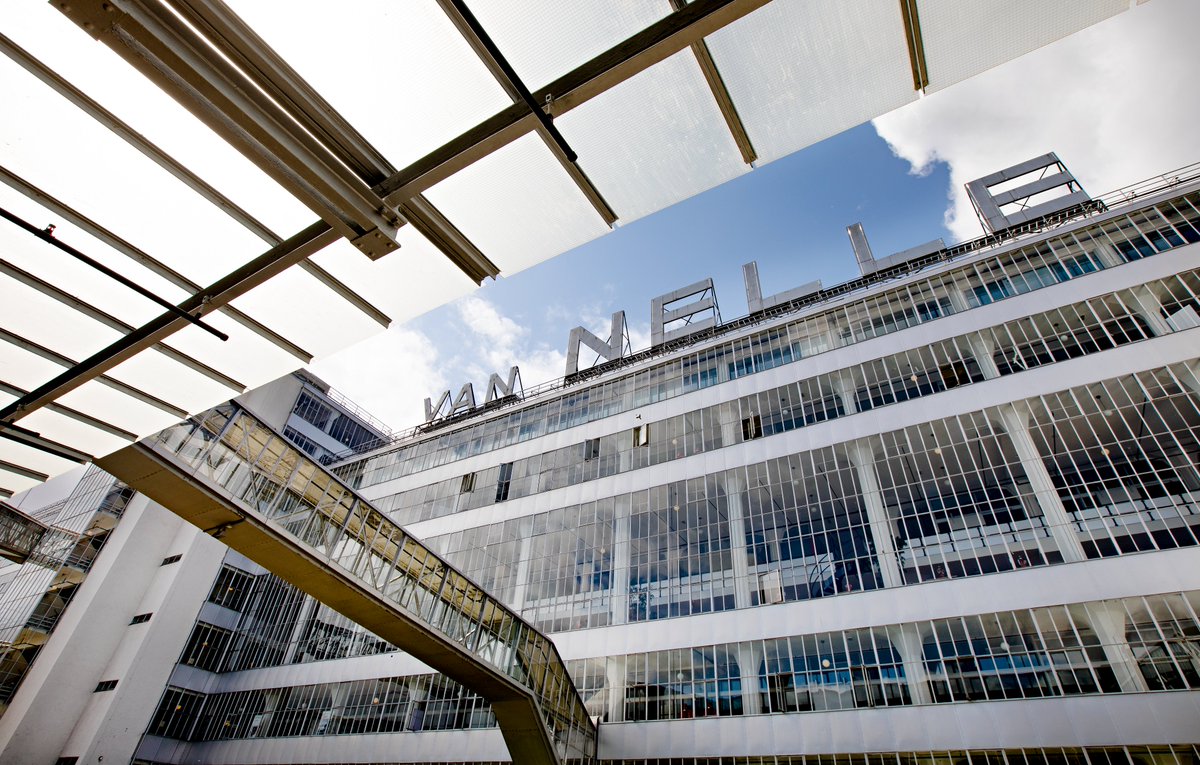 Ben of ken jij iemand die op zoek is naar een nieuwe uitdaging? Onverwachts is de functie van 𝗝𝘂𝗻𝗶𝗼𝗿 𝗣𝗿𝗼𝗱𝘂𝗰𝗲𝗻𝘁 vrijgekomen en daarnaast zijn wij op zoek naar een 𝗙𝗮𝗰𝗶𝗹𝗶𝘁𝗮𝗶𝗿 𝗠𝗲𝗱𝗲𝘄𝗲𝗿𝗸𝗲𝗿 die team productie kan ondersteunen » bit.ly/3EbXRsu