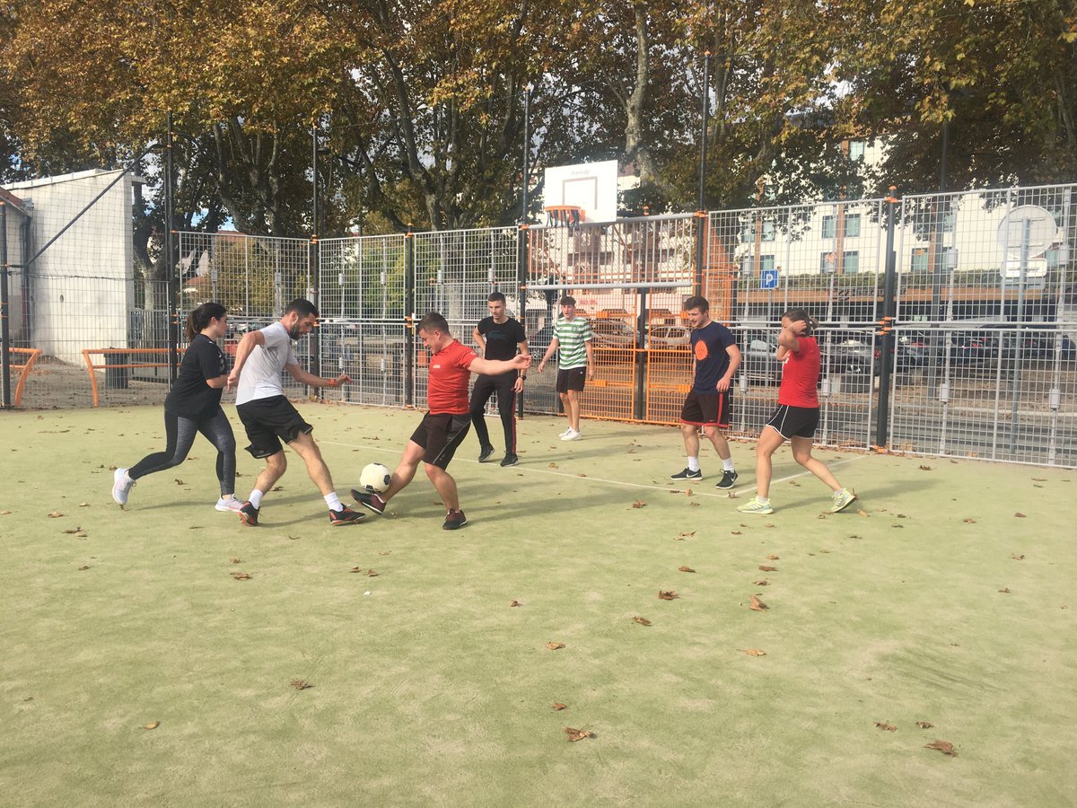 L’Uzyne tweet media