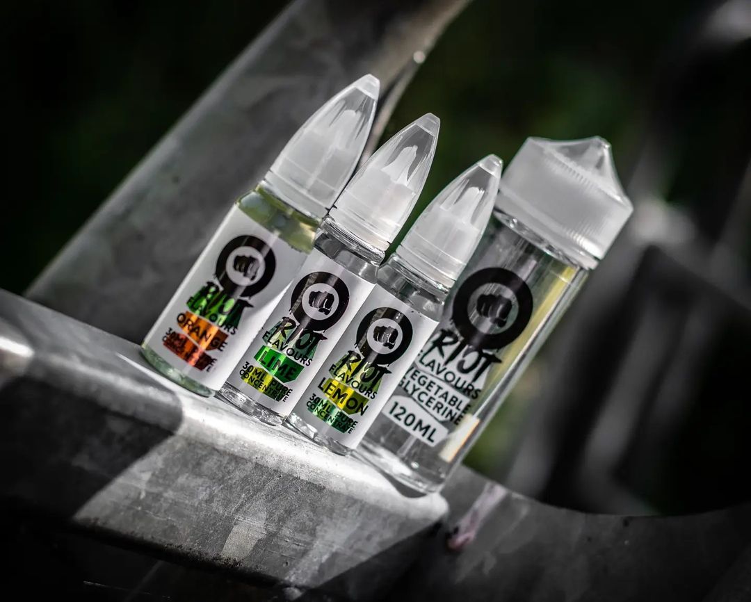 riotflavours's tweet photo. Make sure to head over to https://t.co/e3WqWhWY5z for everything you will need to create your next flavour creation!
What are some of your favourite flavours so far? 👊
BIG ON LIFE. BIG ON FLAVOUR.
#riotflavours #pureflavour #tastesensation #theriotway #mixology #homemade #diy https://t.co/LZmzXxeFvC