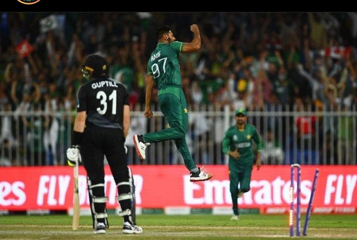 nori_kainat_'s tweet photo. Ooh Achaaa
"Rauf was the security thread 😜 
       ⚡  4-22 in 4 overs ⚡
#PakvsNz #rauf  #PakistanZindabad  #Badlaa ⚡#hairs https://t.co/ael2OyFw3F