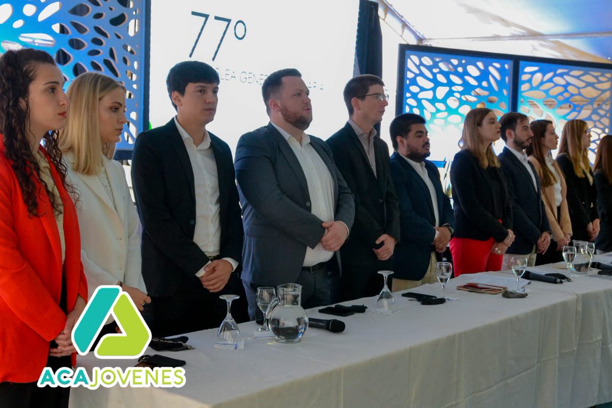 jacmateobarra's tweet photo. Además se llevó a cabo la 77° Asamblea General Ordinaria, dónde quedó formado el nuevo CCJ para período 2021/22. Dentro de este equipo de trabajo, destacamos a nuestras integrantes que lo conforman:
🙋‍♀️ @lucia_nicolino como presidenta y @BuffaYamila como vocal suplente. https://t.co/i5VCwjmoXO
