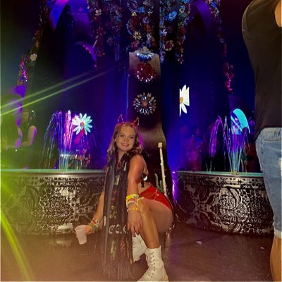 KamrynAustin's tweet photo. #NewProfilePic https://t.co/dUJAL79ewV