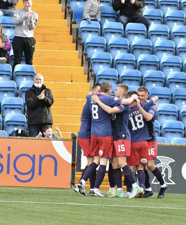 PaperRosesPod's tweet image. 🎙Season 2 - Episode 7🎙

🔵 We canny leave out Danny ⚪️

📈 Win over Hamilton 
😕 Unconvincing performance 
⭐️ Armstrong impact 
👊 Ayrshire derby preview

🎧 Spotify - open.spotify.com/episode/7d1ALM…

🎧 Apple Poscasts - podcasts.apple.com/gb/podcast/pap…