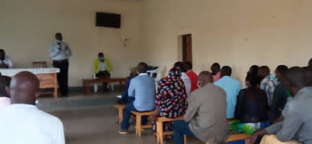 SectorRusororo's tweet photo. Uyu munsi #Rusororo habaye Inteko rusange y' abaturage kurwego rw' Utugari, abaturage bakangurirwa gukomeza kwiteza imbere mu gihe dukomeje urugamba rwo Kurwanya #Covid_19  muri gahunda ya #OperationOneStop
@RwandaLocalGov @PudenceR @CityofKigali @Gasabo_District @gatjmv https://t.co/ZzmCNhapEP
