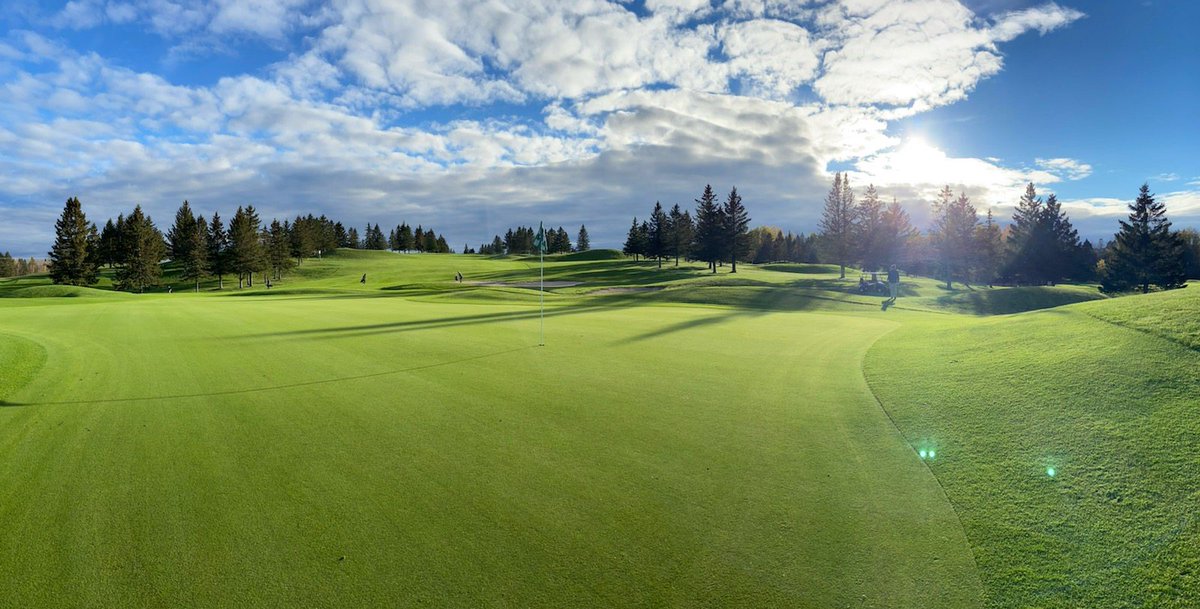 The HCS golf team would like to thank the management and membership at Covered Bridge Golf Club for their support and cooperation this fall. Our team is lucky to play and practice at such a wonderful course with such helpful partners. #coveredbridgegolfclub