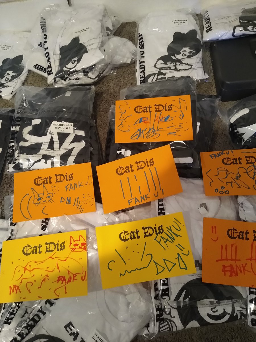 _djgirl's tweet photo. Making unique drawings for all tshirt and record purchases ,!!  everyone of them is unique !!! i guess you could sell them but that would make you a total weirdo !!  us record preorder comes fri!!!!
SHIRTS https://t.co/DVXfLaVoYS
US RECORD PREORDER FRI
https://t.co/uSdXg0ecNn https://t.co/HH5KVB5k6V