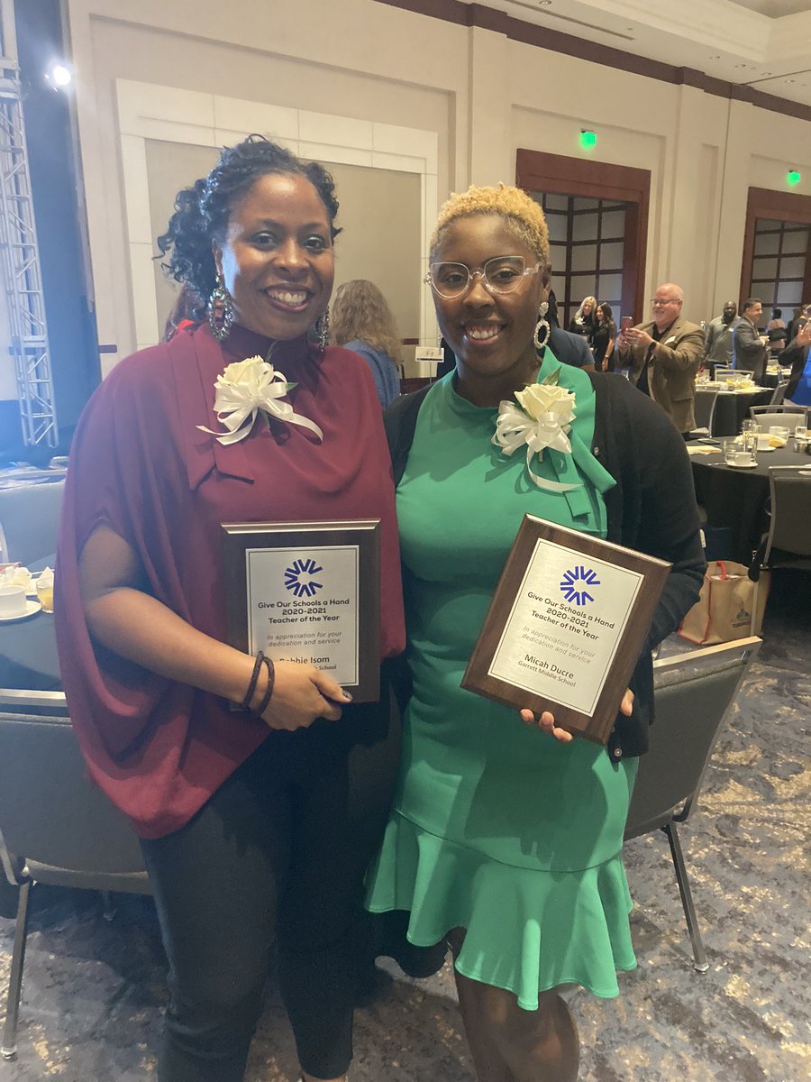 tommyjperry's tweet photo. Congrats to our @scobb_eagles  TOTY @coachsimsisom &amp; to our new Eagle Ms. Ducre @GarrettMSGators TOTY. Our students are blessed to have em both! (a few of us in this pic have been both a Garrett Gator &amp; an SCHS Eagle as @CobbSchools educators) #Family #SoarWithPride! https://t.co/3KYjUwEY4S