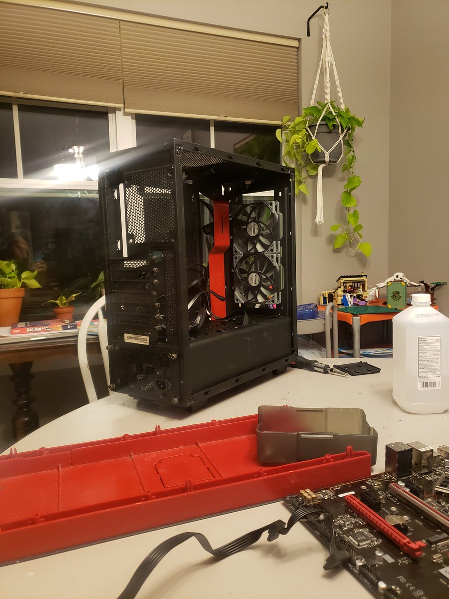 HelmRage's tweet photo. Looks like were ready for new parts https://t.co/IUv3poYZT3