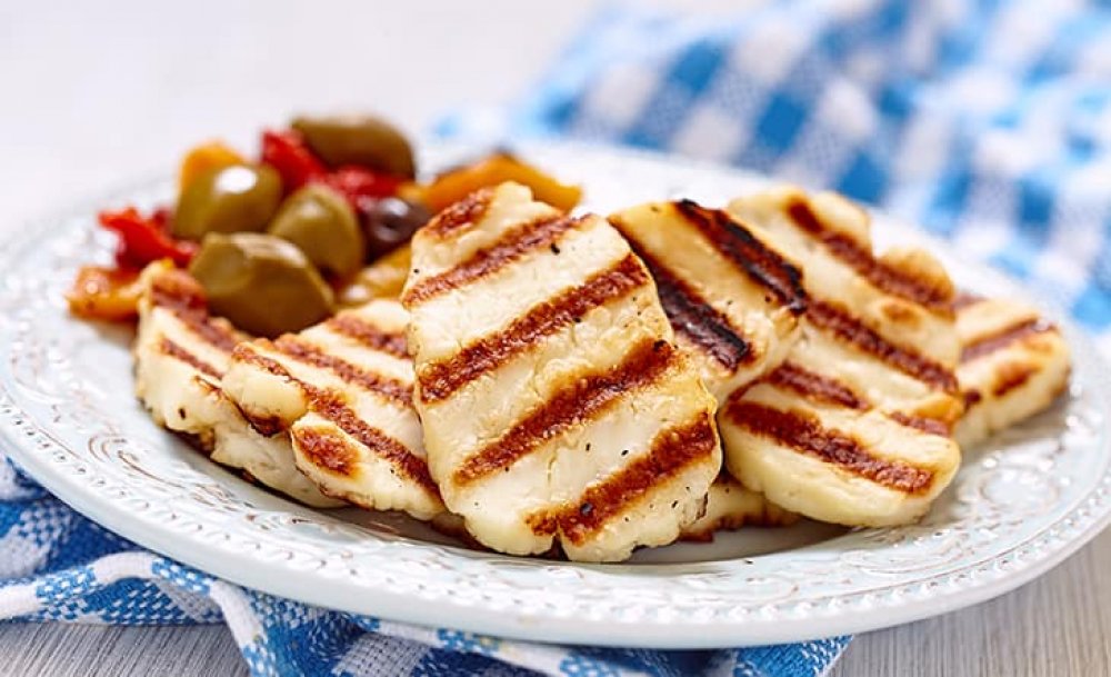 OutdoorHackerr's tweet photo. Easy Steps To Make BBQ Greek Halloumi Wraps https://t.co/gYMpkvP3IJ | #BBQGreekHalloumiWraps #grill #outdoorsnack #recipe #snacks https://t.co/jF65julOCJ