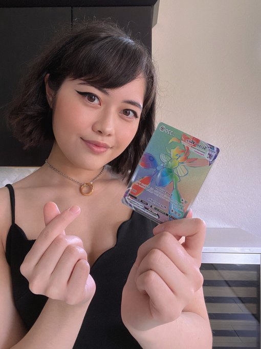 Watch erika 🐜's leaked NSFW photo on TwXstars