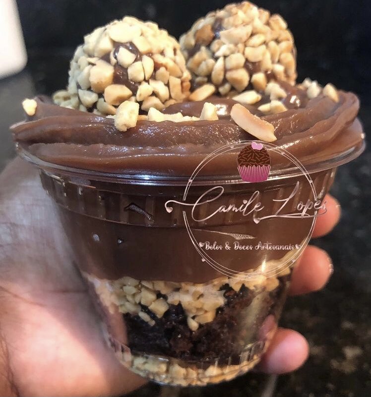 camillelopes79's tweet photo. Vem deixar a vida mais doce 😋

Inst: camilelopes_doces segue lá https://t.co/fanOoQ2Dz4