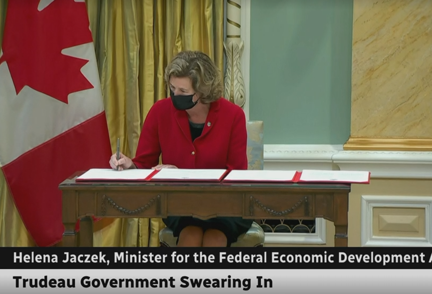 The Hon. Dr. Helena Jaczek tweet media