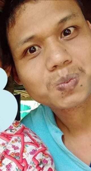 In #Phyu town,#TaungOo, Saw Eh Kaw Thaw, 26, was brutally SHOT DEAD by Junta Terrorists for not stopping the car. He’s HighClass company staff & two others on the car were also DETAINED. #WhatsHappeningInMyanmar #ASEAN_StandWithJustice  #Oct26Coup