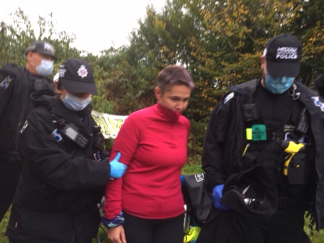 Save the Northern Meadows campaigners putting up a valiant fight to prevent preliminary works taking place for the controversial Velindre Cancer Centre, condemned by medics as being a dangerously outmoded model that will jeopardise patient welfare. 1/2 <a href="/CardiffSave/">Save the Northern Meadows 🍃💚🍃</a>