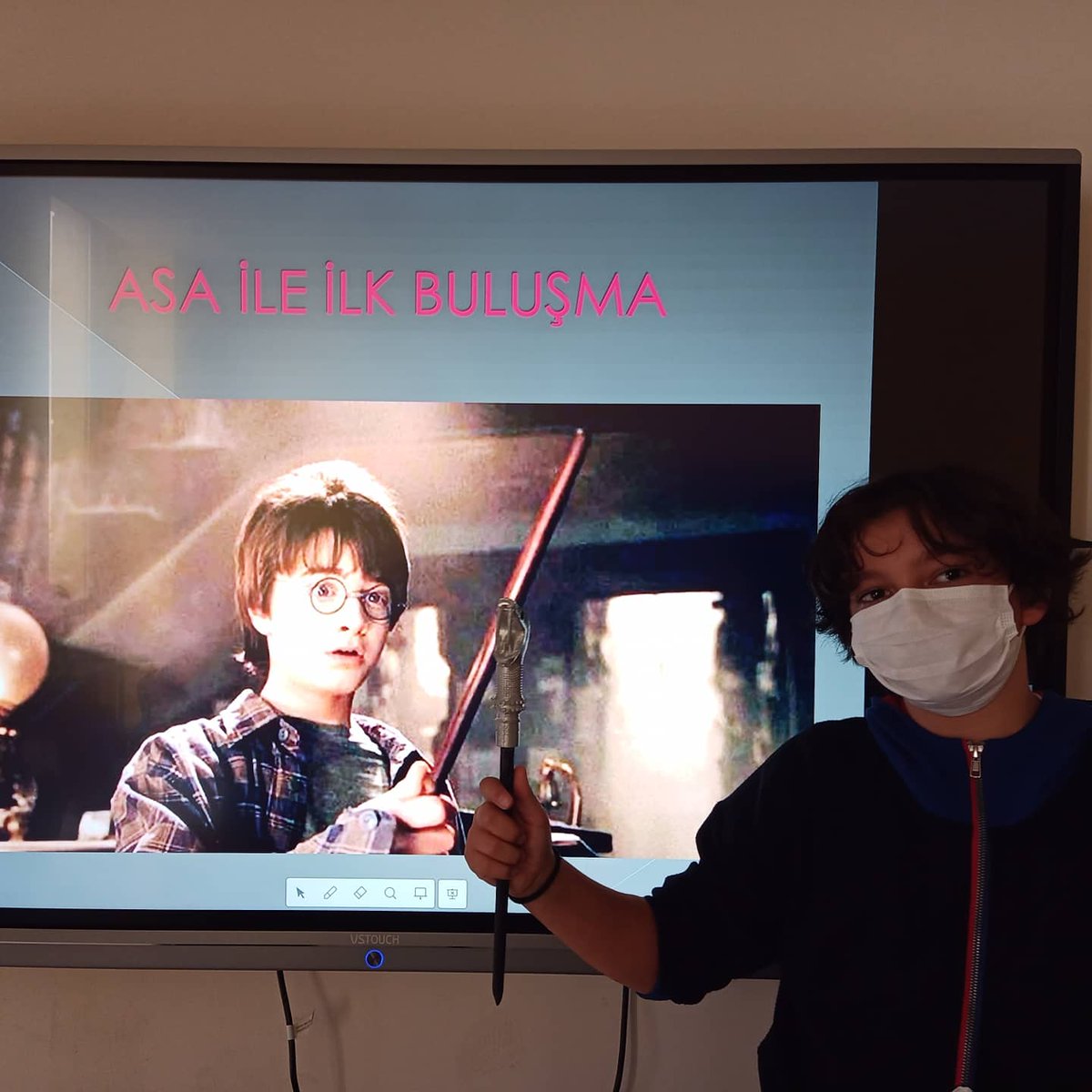 "Okuma Kültürü" temalı dersimizde öğrencilerimizin kitap tanıtımları📚
<a href="/EdaPekcetin/">Eda Keskin</a> <a href="/aokbuyuk/">Arzu Ok Büyükoğlu</a> <a href="/ugurludural/">TÜLAY UĞURLUDURAL</a> <a href="/erel_begum/">Begüm Erel</a> <a href="/bk_tekirdag/">BK Tekirdağ Kampüsü</a> <a href="/bahcesehir_k12/">Bahçeşehir Koleji</a>