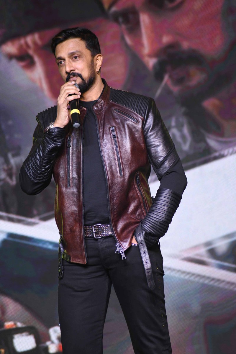 ssparishattu's tweet photo. Stunning 😍🥰😘
👑 @KicchaSudeep 😎
#KicchaSudeep #K3Blockbuster
#Kotigobba3Roars #Kotigobba3Blockbuster https://t.co/CJMkj4Rs5h