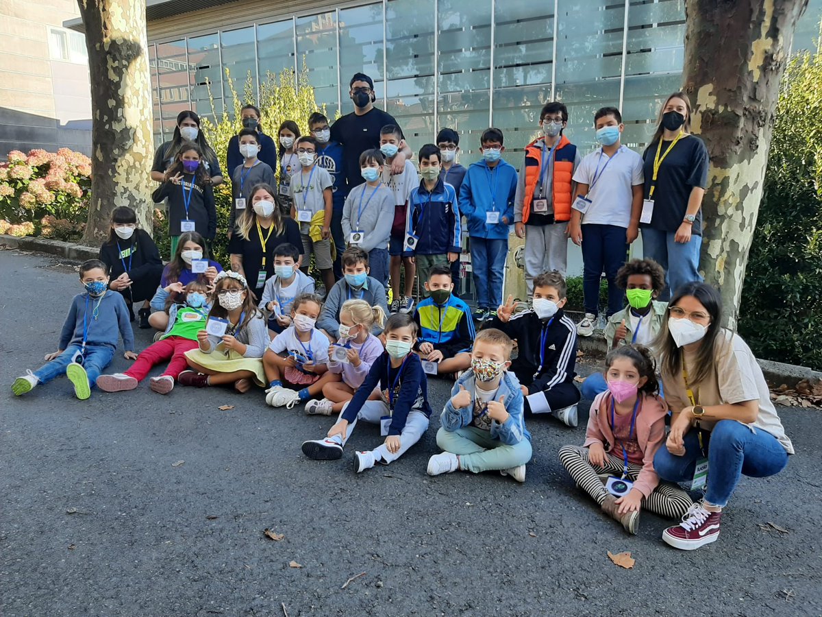 UDC_gal's tweet image. Máis de 80 nenos e nenas de entre 5 e 16 anos participan no Campus Industrial de Ferrol no proxecto educativo ASTROPLANT que lidera a Asociación Áurega de Narón en colaboración coa academia Gazapo e Miguel Riola de Araiva. 
bit.ly/2ZzcKX7