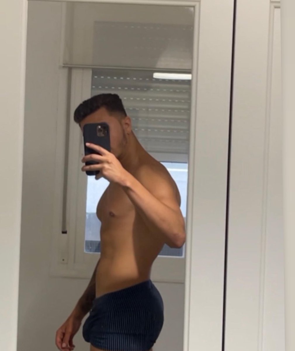 Adnanrockstars's tweet photo. Al gym💪🏼 https://t.co/wddlyroOTG