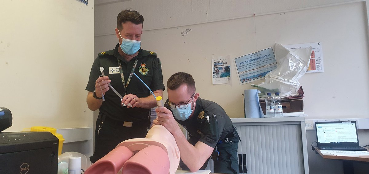 lisasully87's tweet photo. Successful drop in airway session ongoing in Blackweir today. Thank you for all the support so far from all those who have attended. We are here until 17:00pm come and practice.
#seniorparamedics  #airwaymanangement #cpd @WelshAmbulance https://t.co/5dZIoWr3HJ