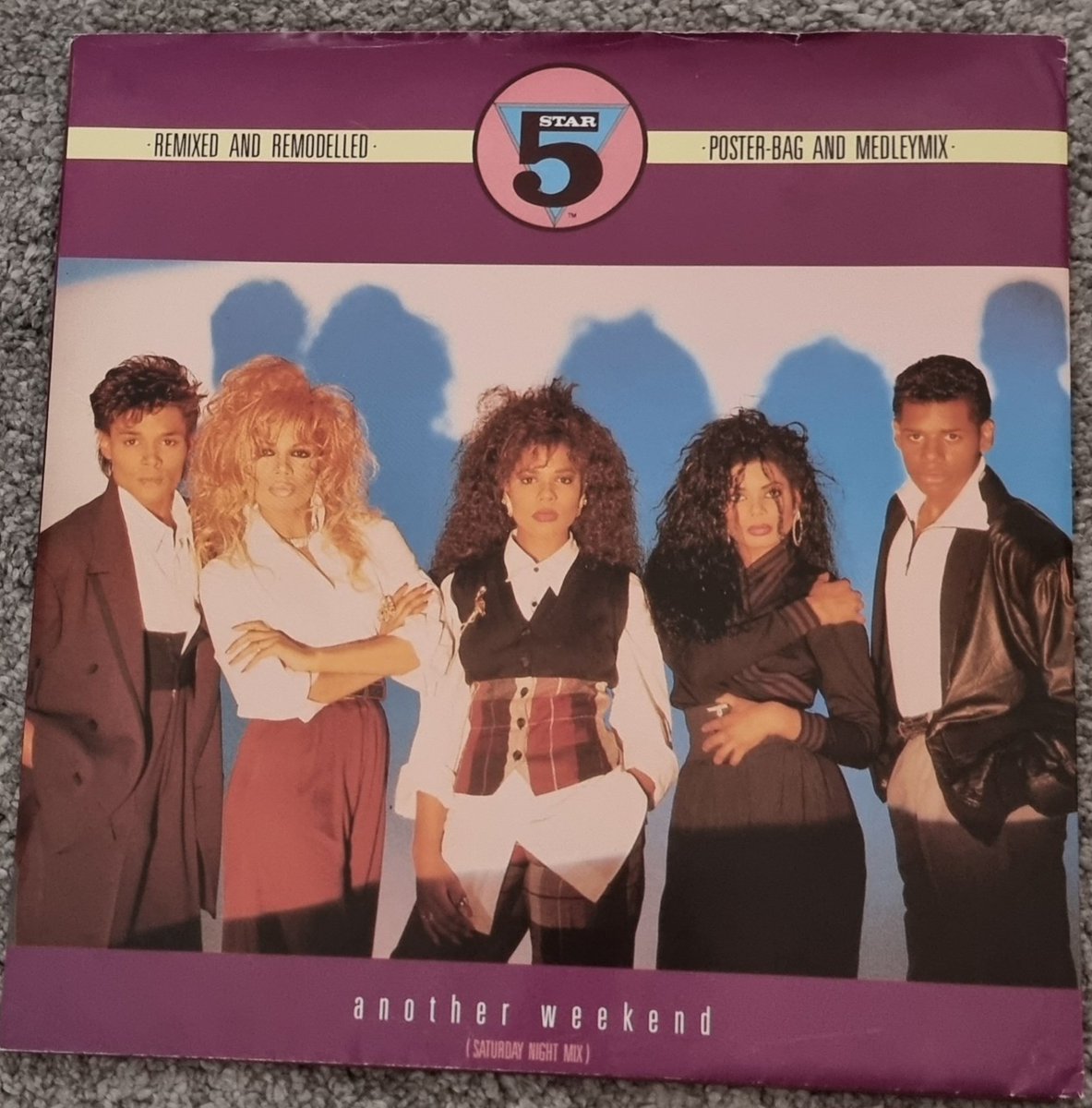 derekcburgess's tweet photo. Finally got hold of this little gem @5starofficial #AnotherWeekend #12InchPosterBag. Been after this for years. This keeps being advertised on @discogs, but when u ask them, they all say they don't have the poster with it. Thank u @moorsie69 https://t.co/lEGKWlDF9w