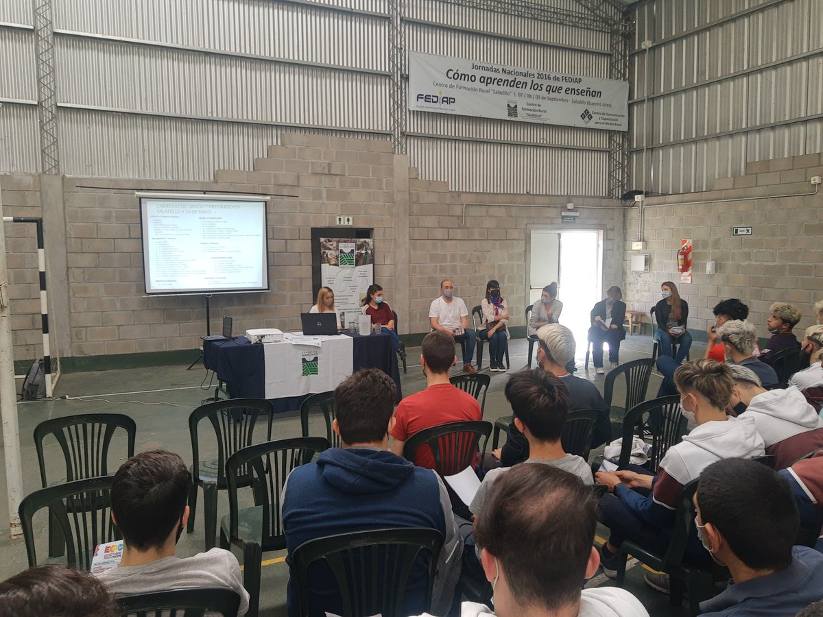 CFRSaladillo's tweet photo. Ahora
Mesa de Educación Superior. Instituciones de educación superior presentas las ofertas formativas e intercambian con los alumnos sobre el futuro profesional.
@CURS03890325 #UniversidadSigloXXI #ISFD16
#ISFT135
#Saladillo https://t.co/pt9uRIvBIX