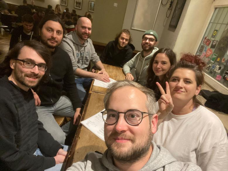 Baine1_'s tweet photo. Had an amazing time this weekend meeting more fantastic @PlayGwent people from @ceelytwitch 's discord and watching her in action was amazing. Shoutout to @Euerfeldi @ann_kett @Knatschi1 @venakhi @yangtse42 Cala and Esso! https://t.co/quiGdzyUwy