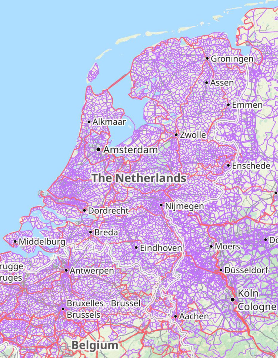 KvanOosterom's tweet photo. The Color Purple was one of the greatest movies ever.
In this image it indicates the system of bicycle paths in the Netherlands (and neighboring areas).
Bicycling, the most sustainable and healthy form of mobile transport.
#JustCycle.
#ProudToBeDutch
Via @rubenivangaalen https://t.co/5zQtN9iM66