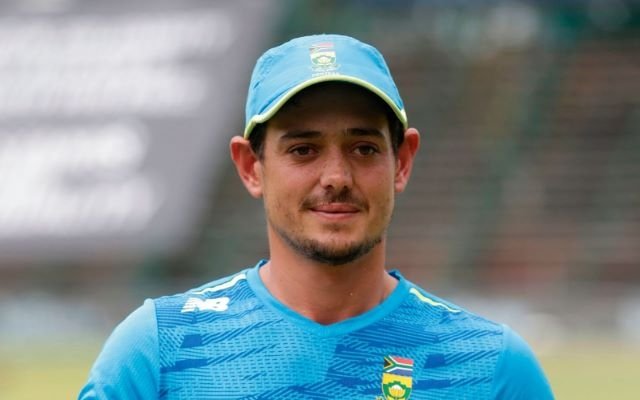 DessieAussie's tweet photo. Quinton de Kock - Legend who alone has a stronger spine than of all the players of #TeamIndia collectively

Pull out of match rather than kneeling down for political stunt of #BlackLivesMatter
@SGanguly99
#IStandWithQuintondeKock
#QuintondeKock #BCCI 
#IndianCricketTeam #INDvPAK https://t.co/itNENY4ZW8