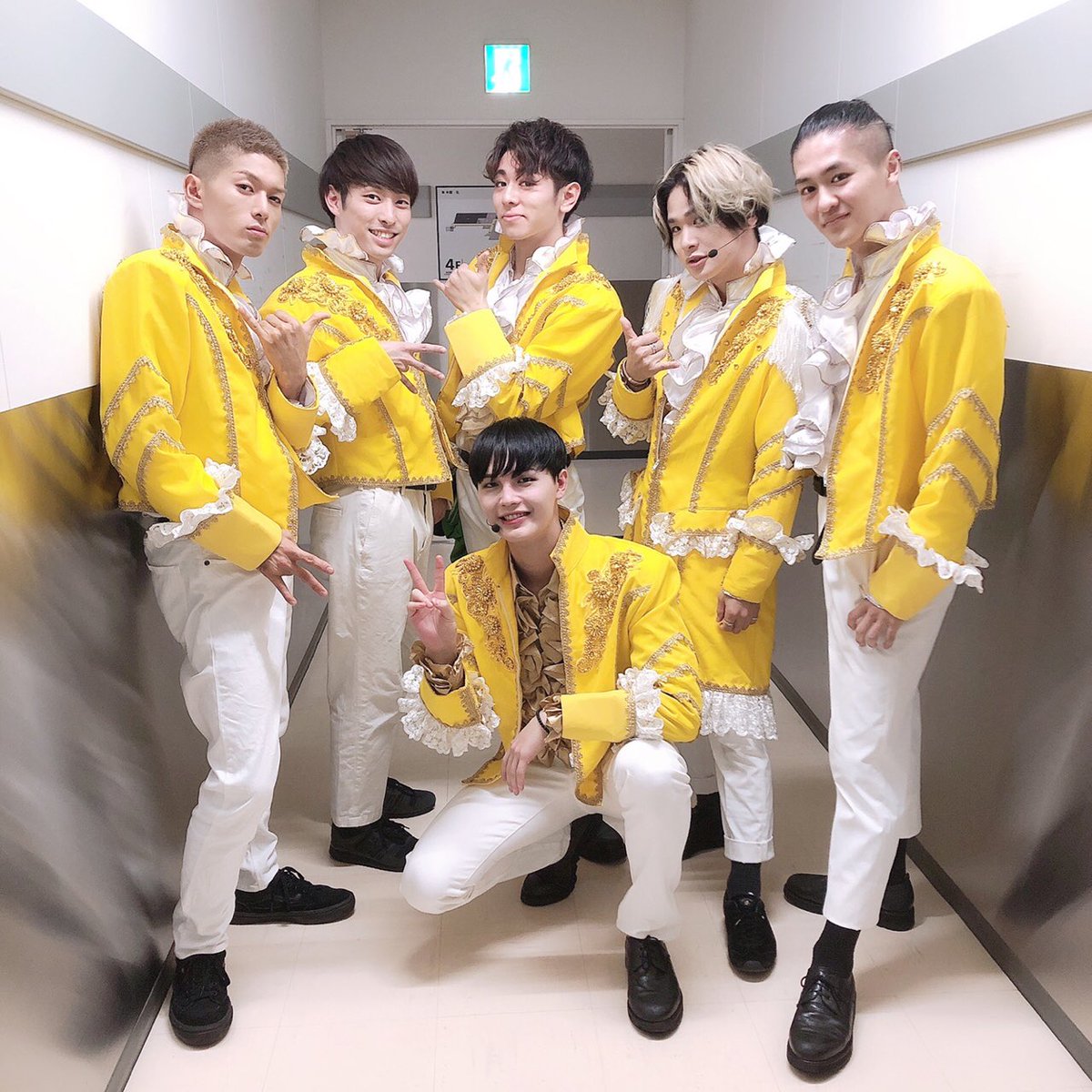 UK_official_jp's tweet photo. ［#UK］
今日は昼は王子様、夜は強い男で
両方出来てすごく楽しかったです！みなさんの笑顔が僕にとって一番の癒しです！これからも笑顔を守り続けます！みんなありがとう❤️そして写真動画UP待ってるね！😁

#Apeace #ヨンウク #ハロウィンイベント https://t.co/Lth164vCdG