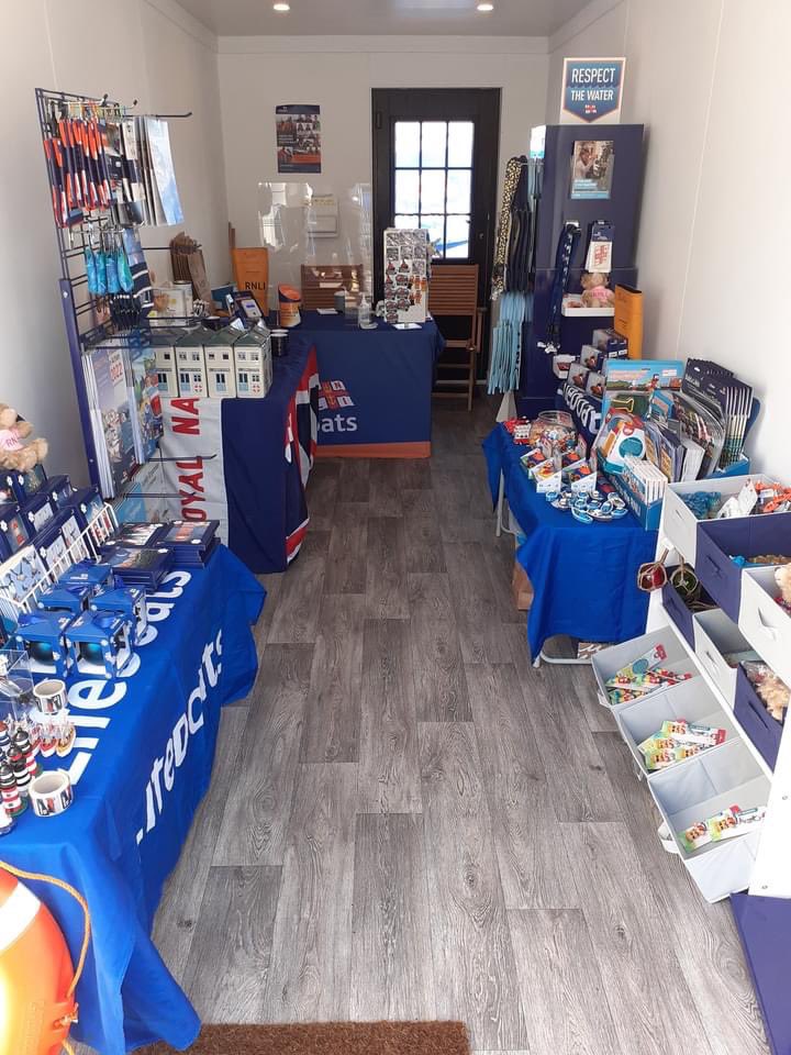 For Half-Term week the RNLI has opened a pop-up shop on Custom House Quay selling RNLI Souvenirs including Christmas Cards and other festive items - the shop is open Mon-Fri 1100-1500 so why not pop down and do some early Christmas Shopping!